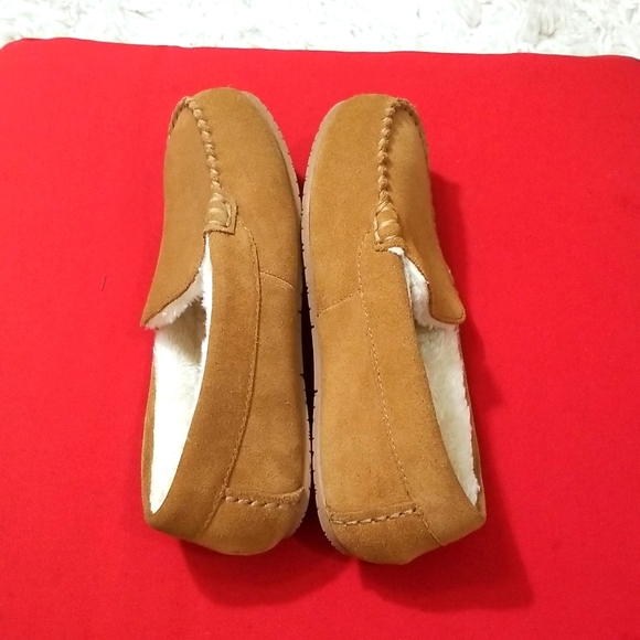 LANDS END SLIPPERS - Picture 7 of 10